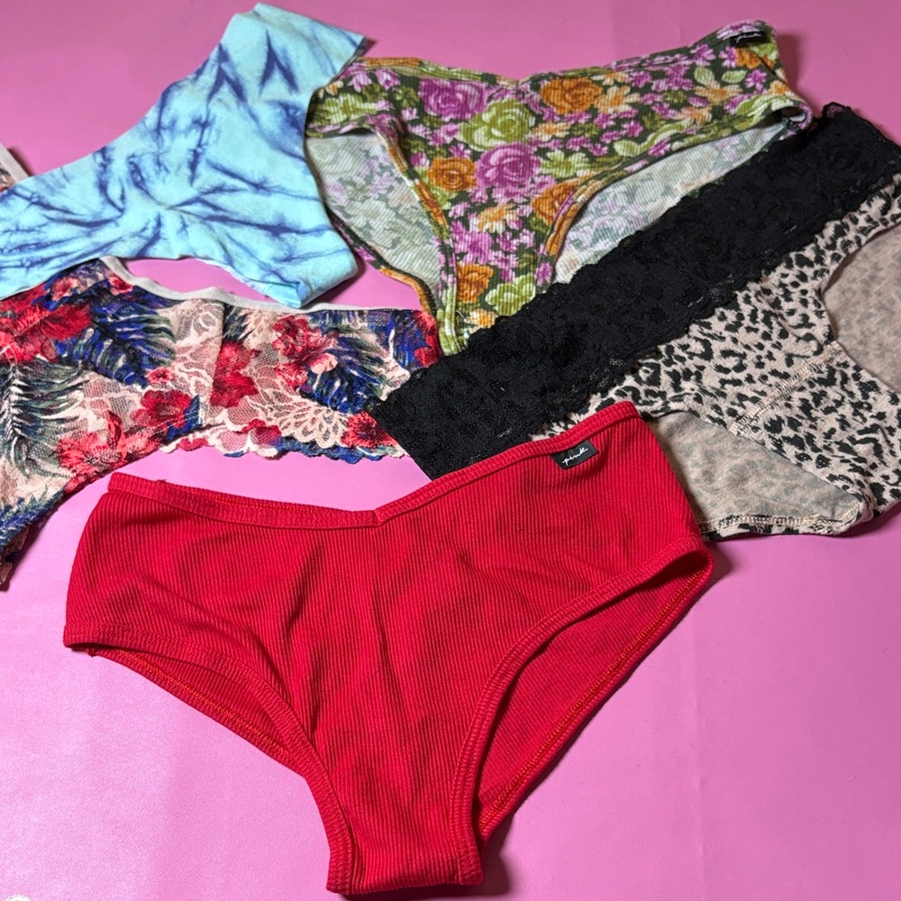Colorful Women's Panties Set